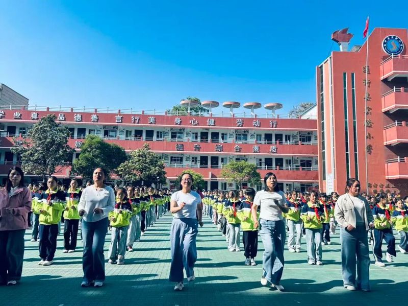 文章附图